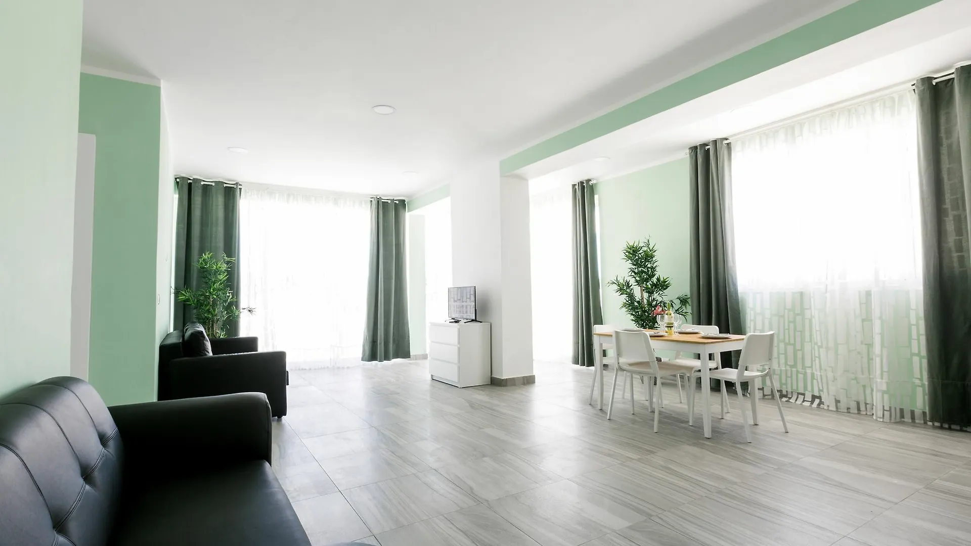 Ducassi Suites Rooftop Pool Beach & Spa プンタ・カナ 3*,